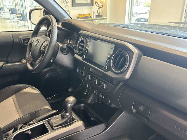 Used 2022 Toyota Tacoma TRD Sport w/ Black Out Package (TMS) AWD/4WD image 27
