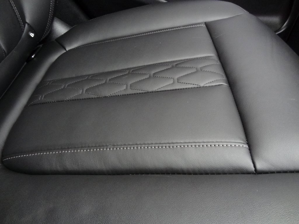 Used 2024 BMW X7 M60i w/ Executive Package image 24