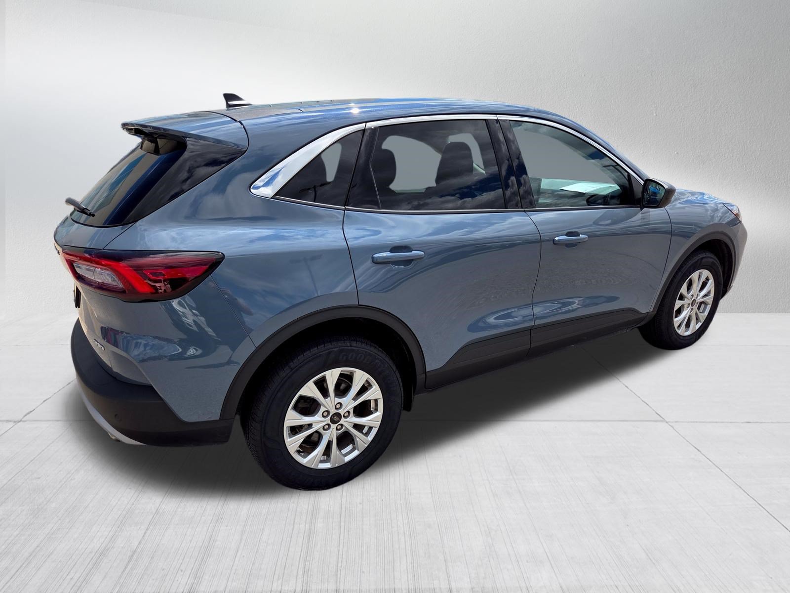 Certified 2023 Ford Escape Active w/ Tech Pack #1 AWD/4WD image 7