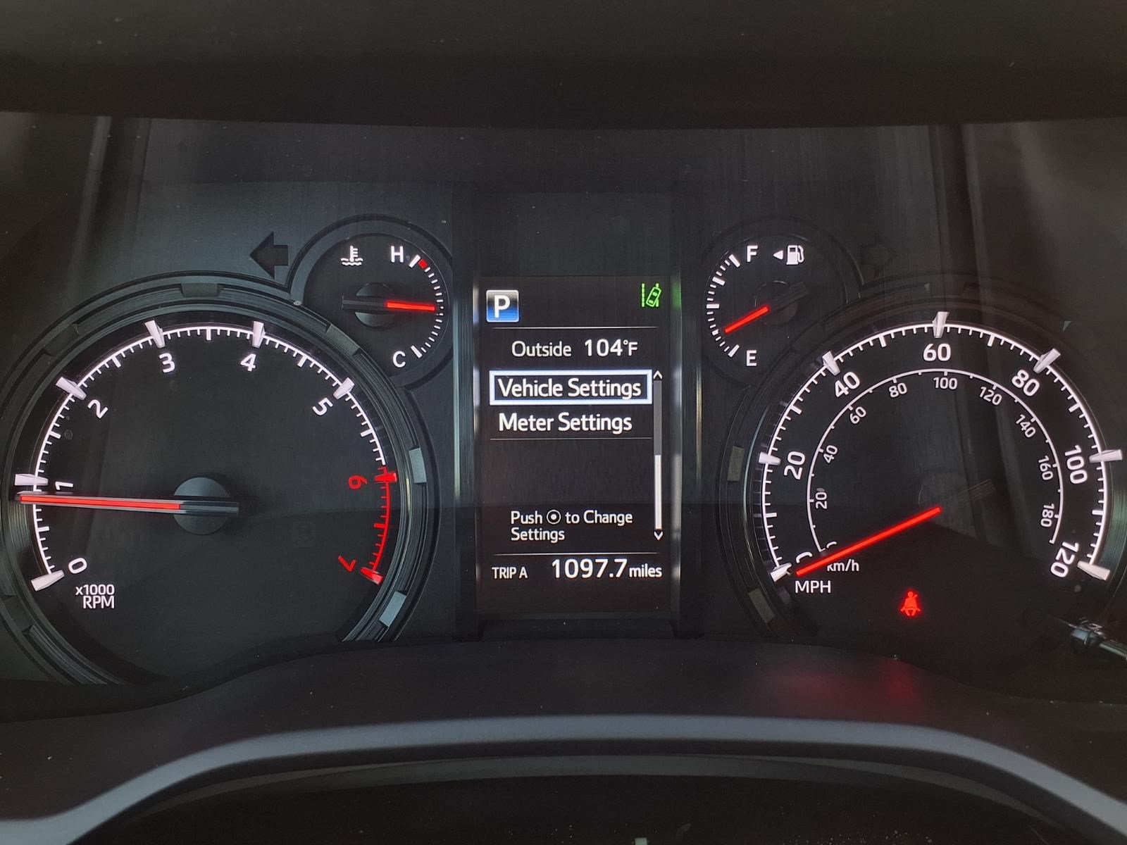 Used 2022 Toyota 4Runner SR5 Premium w/ Moonroof Package AWD/4WD image 15