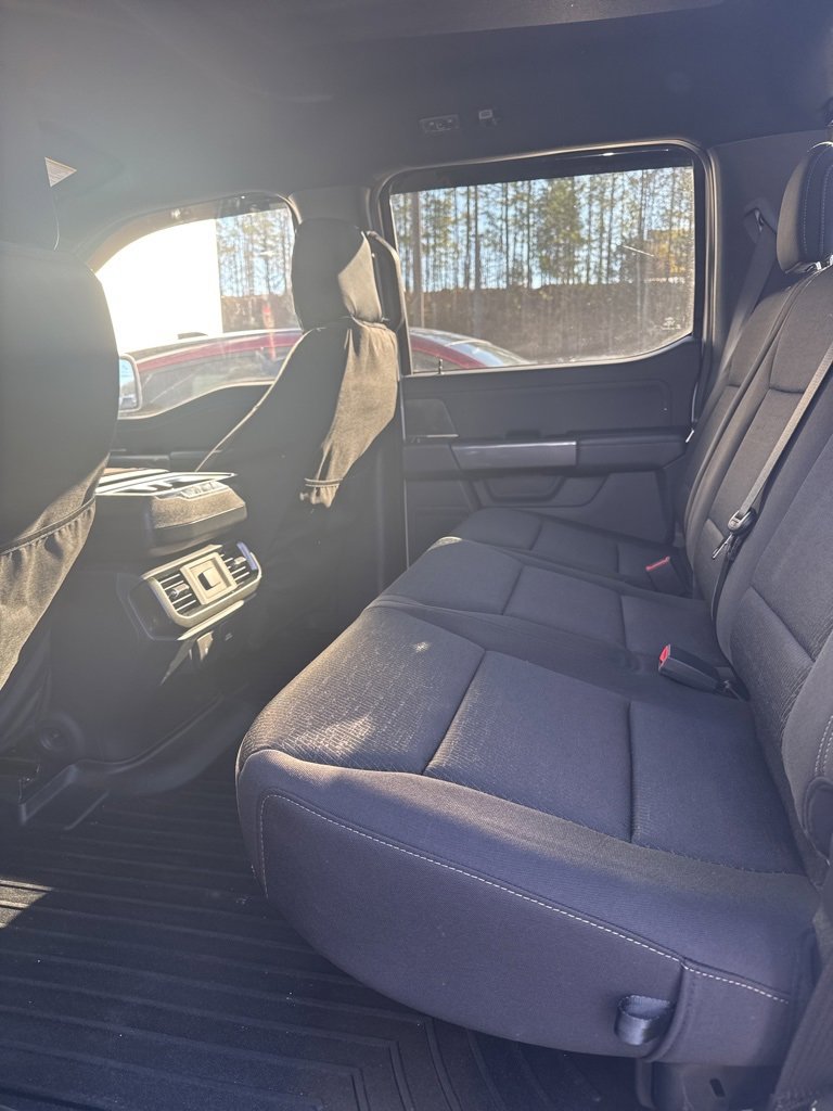 Certified 2021 Ford F150 XLT w/ Equipment Group 302A High image 10