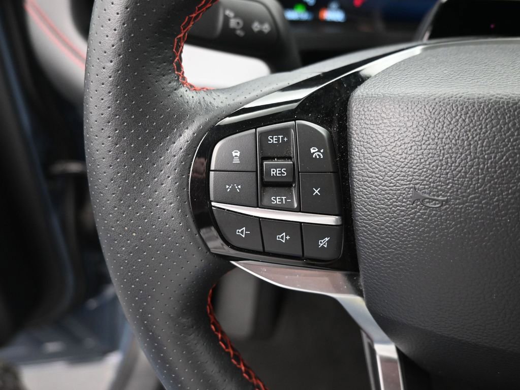 Certified 2025 Ford Explorer ST-Line image 30