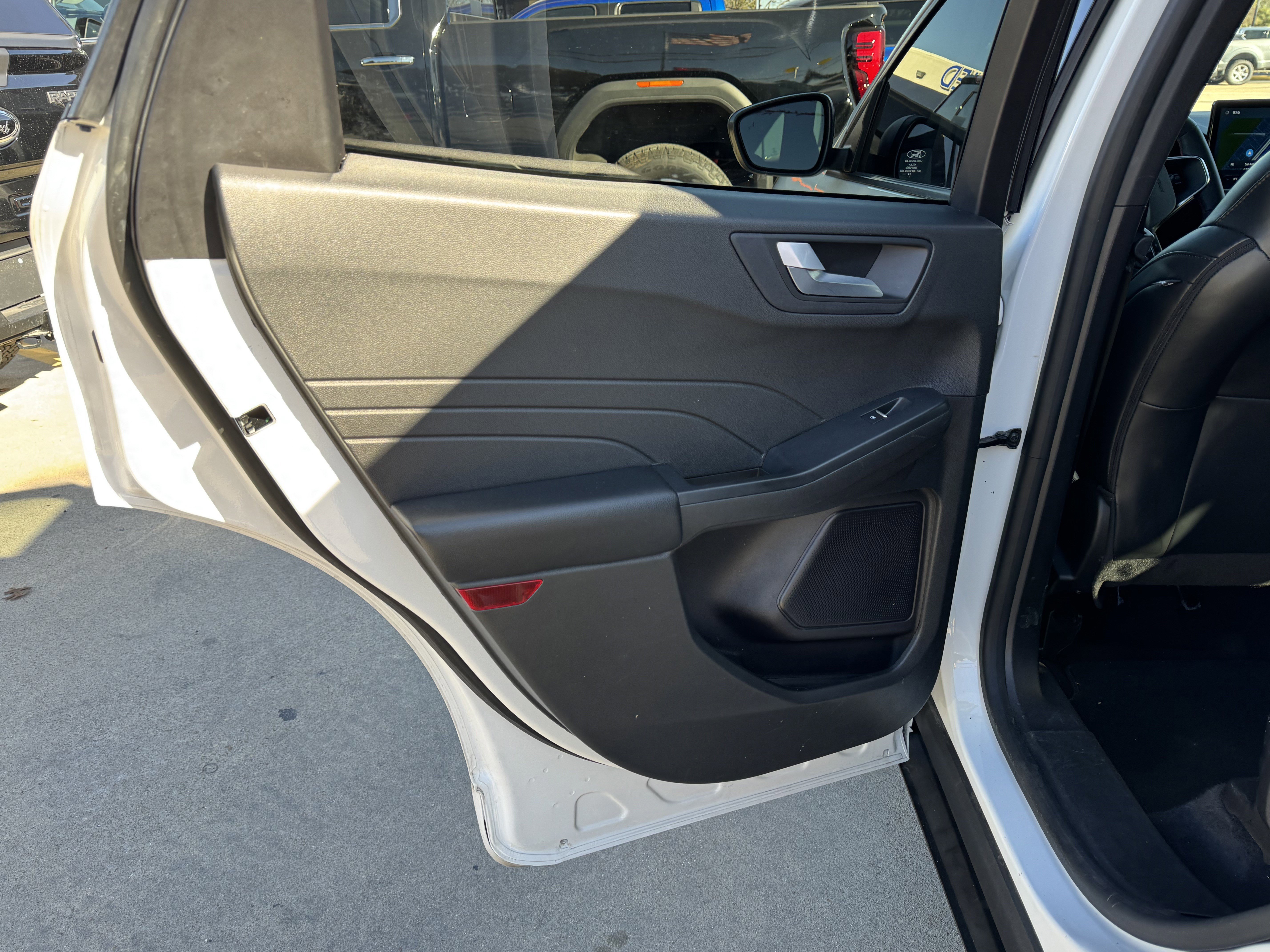 Certified 2023 Ford Escape ST-Line w/ Tech Pack #1 image 14