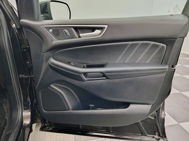 Certified 2019 Ford Edge ST w/ Convenience Package AWD/4WD image 28