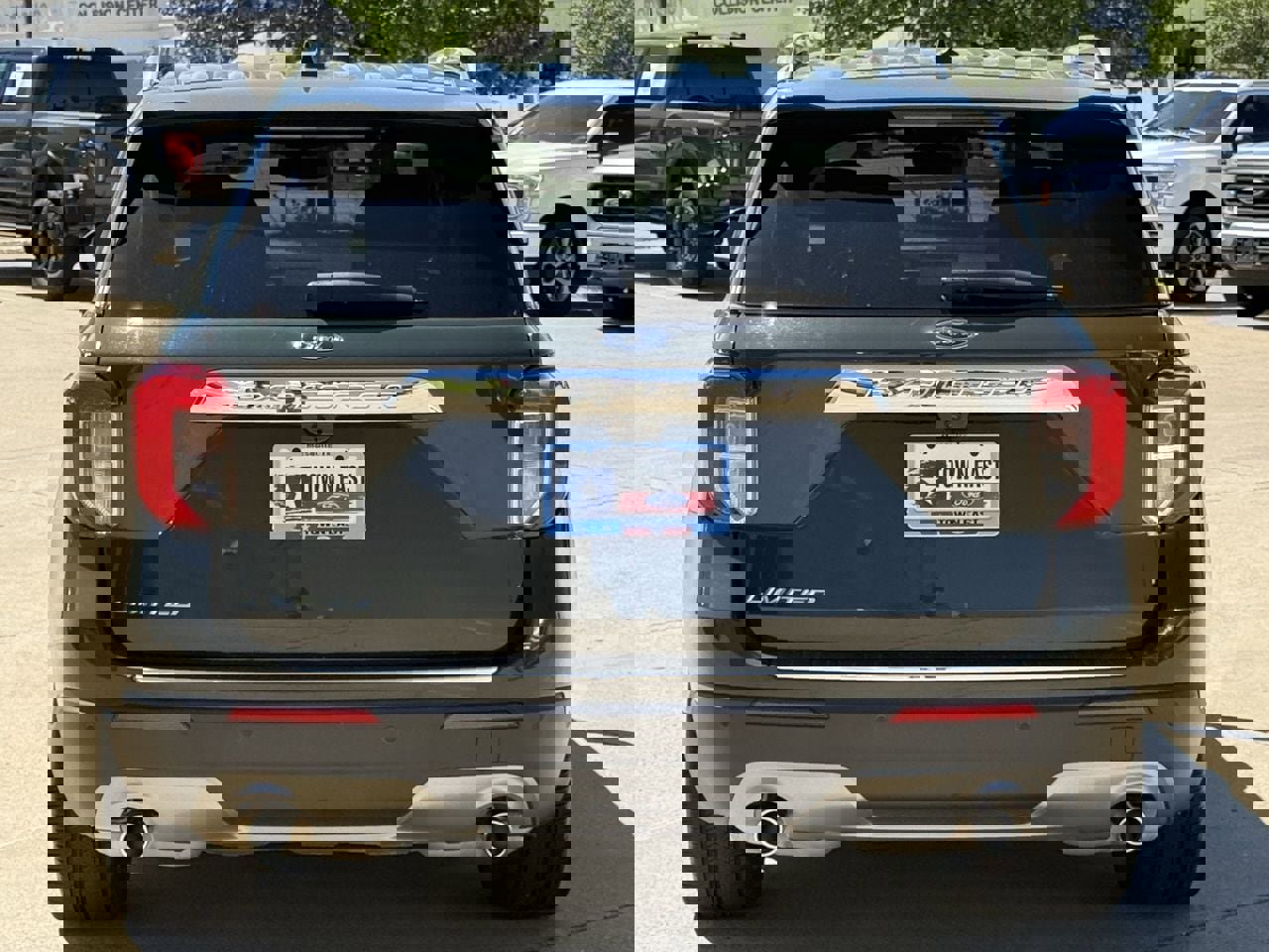 Certified 2022 Ford Explorer Limited w/ Equipment Group 301A image 6