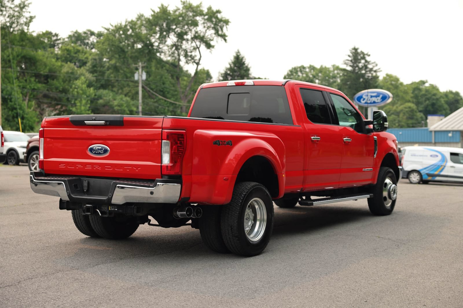 Certified 2017 Ford F350 Lariat w/ Chrome Package AWD/4WD image 6