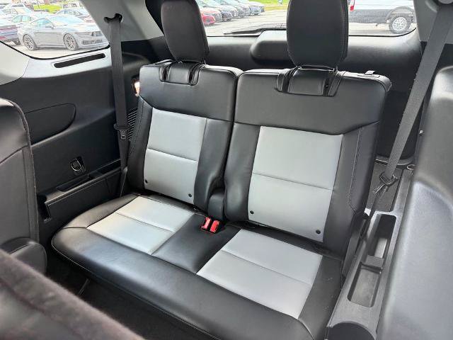 Certified 2022 Ford Explorer XLT w/ Equipment Group 202A AWD/4WD image 14
