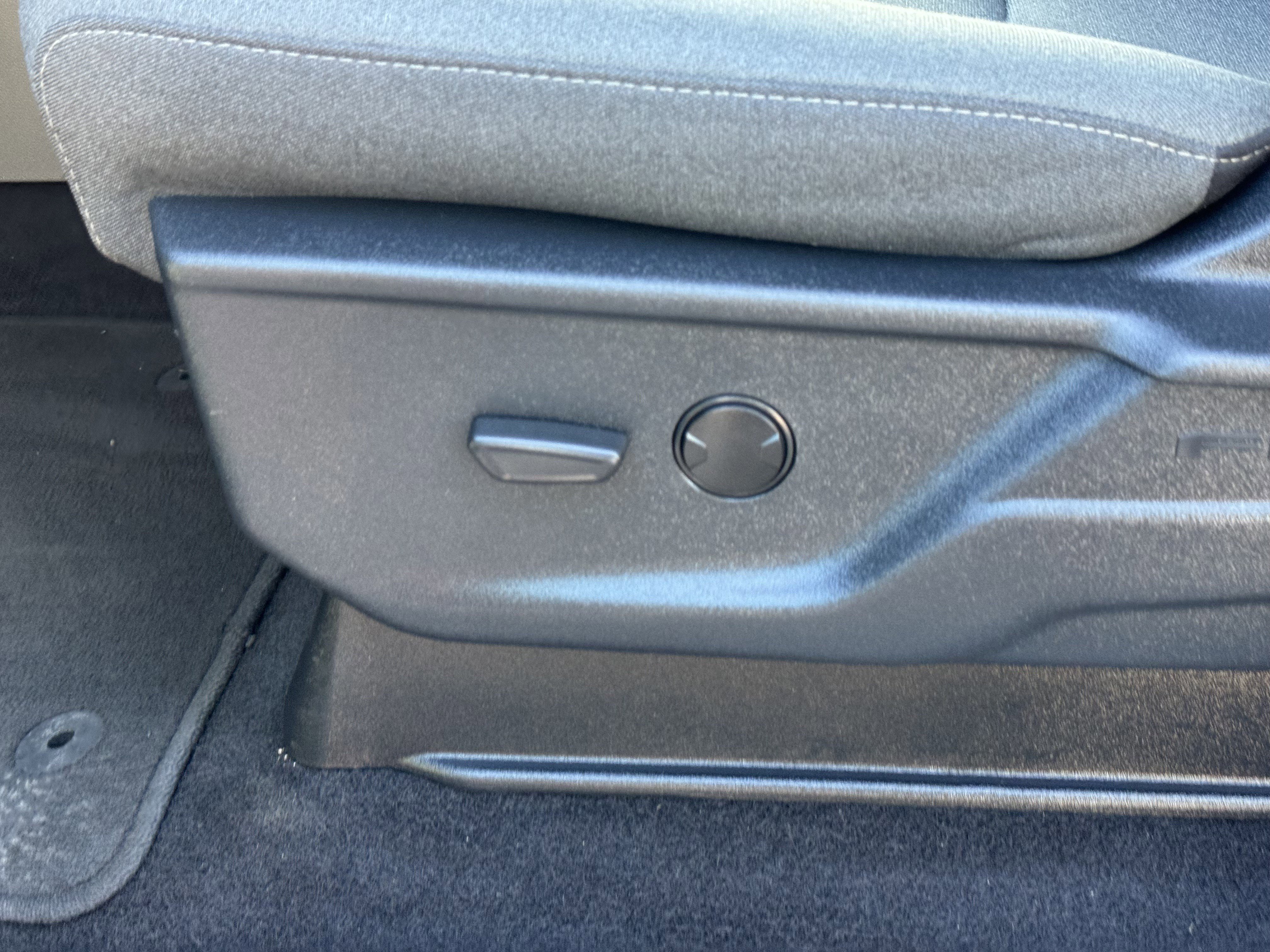 Certified 2025 Ford F150 XLT w/ Equipment Group 301A Standard image 18