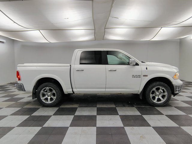 Used 2017 RAM 1500 Laramie w/ Convenience Group AWD/4WD image 7