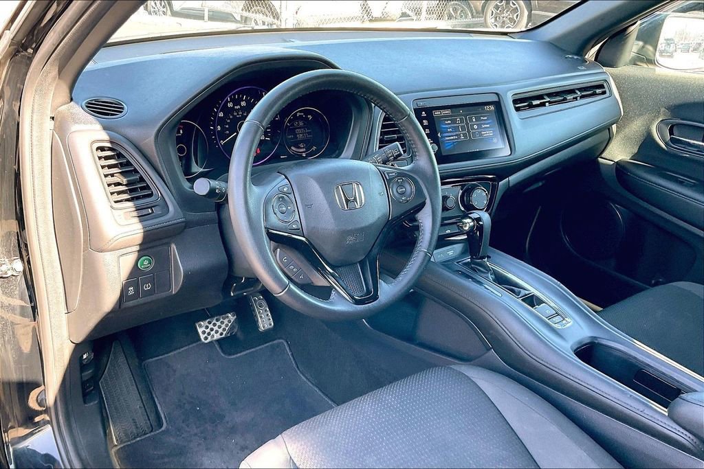 Used 2022 Honda HR-V Sport image 12
