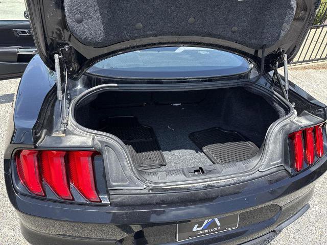 Certified 2020 Ford Mustang Coupe RWD image 27