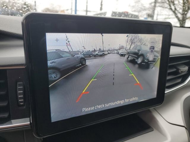 Certified 2024 Ford Explorer XLT w/ Equipment Group 202A image 23