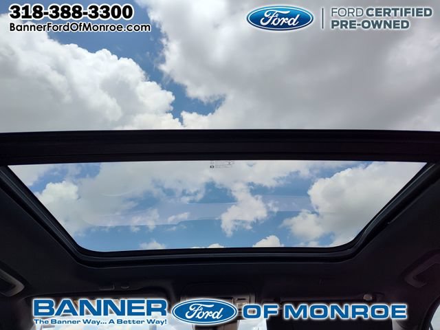 Used 2023 Chevrolet Tahoe Premier AWD/4WD image 24