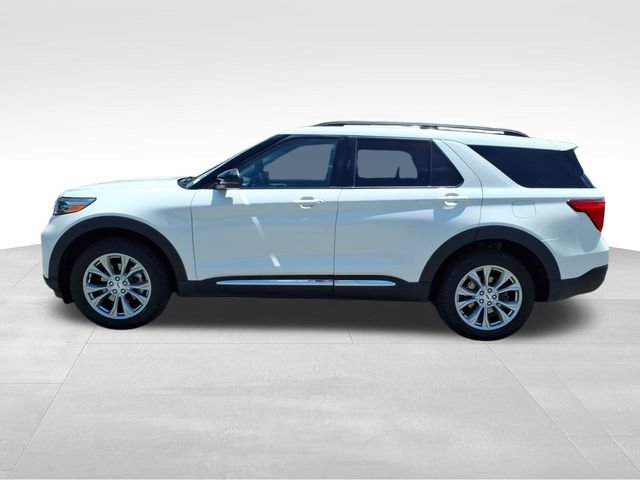 Certified 2023 Ford Explorer XLT w/ Equipment Group 202A AWD/4WD image 7