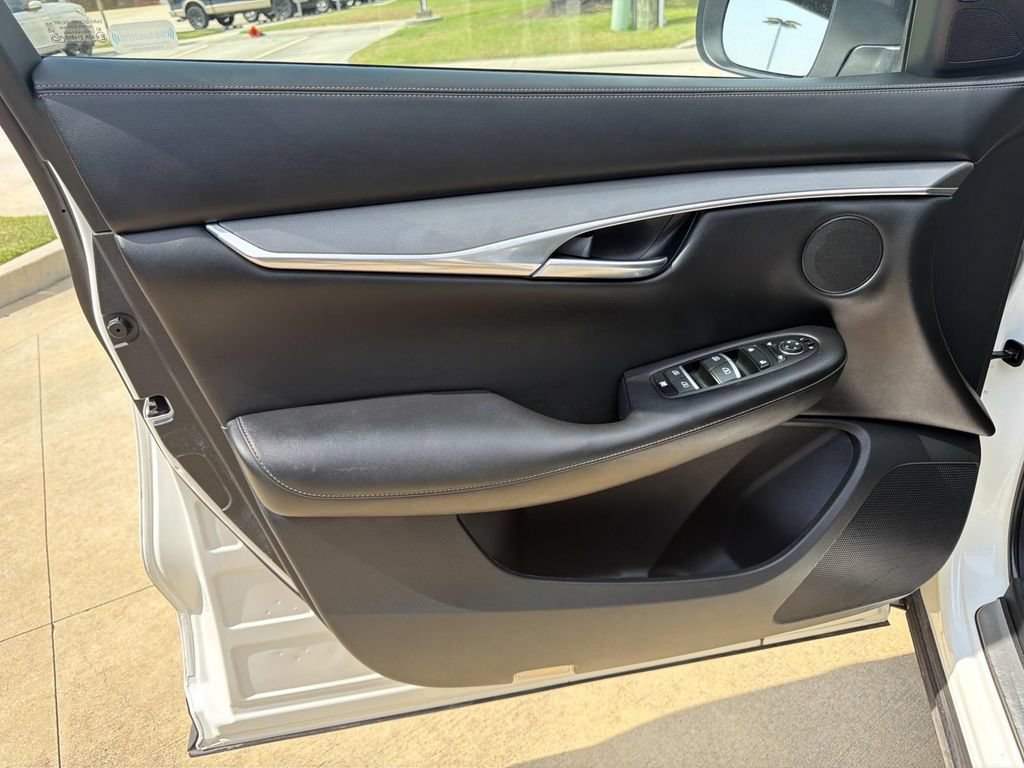 Used 2022 INFINITI QX50 Luxe FWD image 22