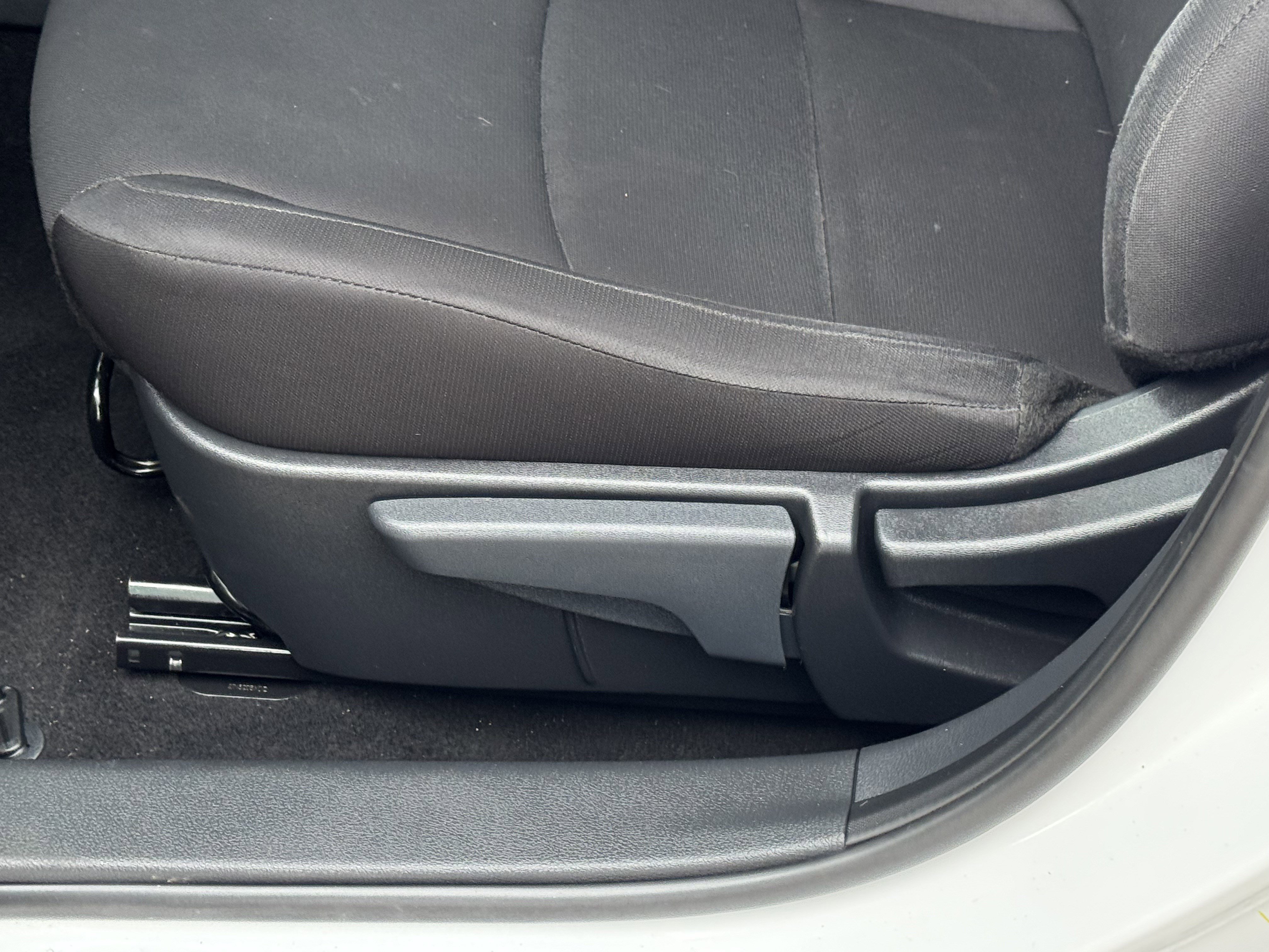 Used 2024 Nissan Sentra S image 15