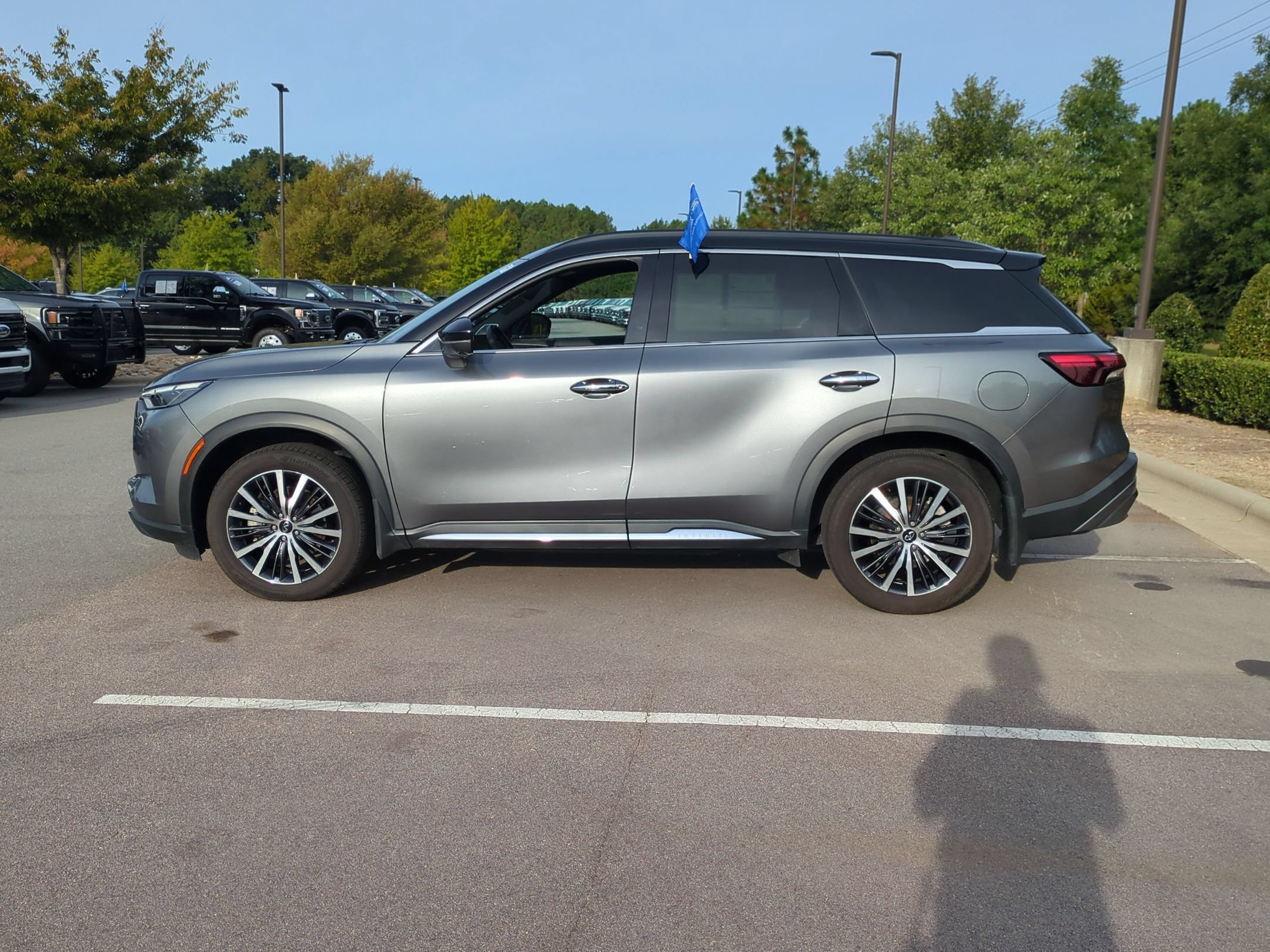 Used 2023 INFINITI QX60 Autograph w/ Cargo Package AWD/4WD image 7