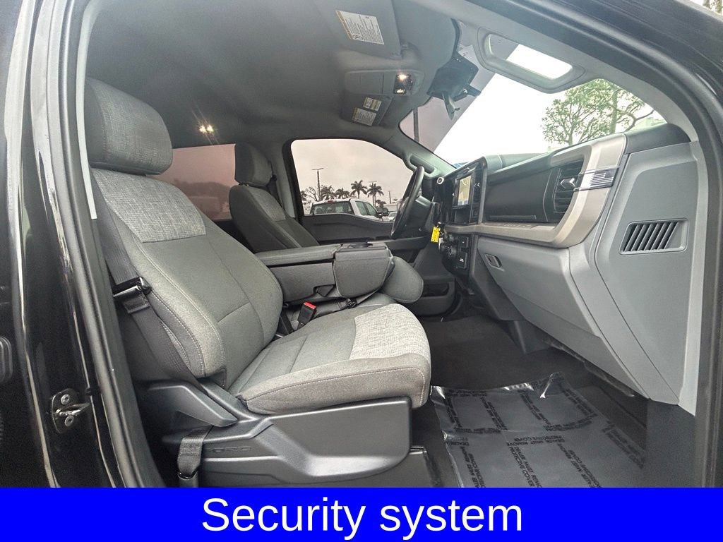 Certified 2025 Ford F250 XLT image 25