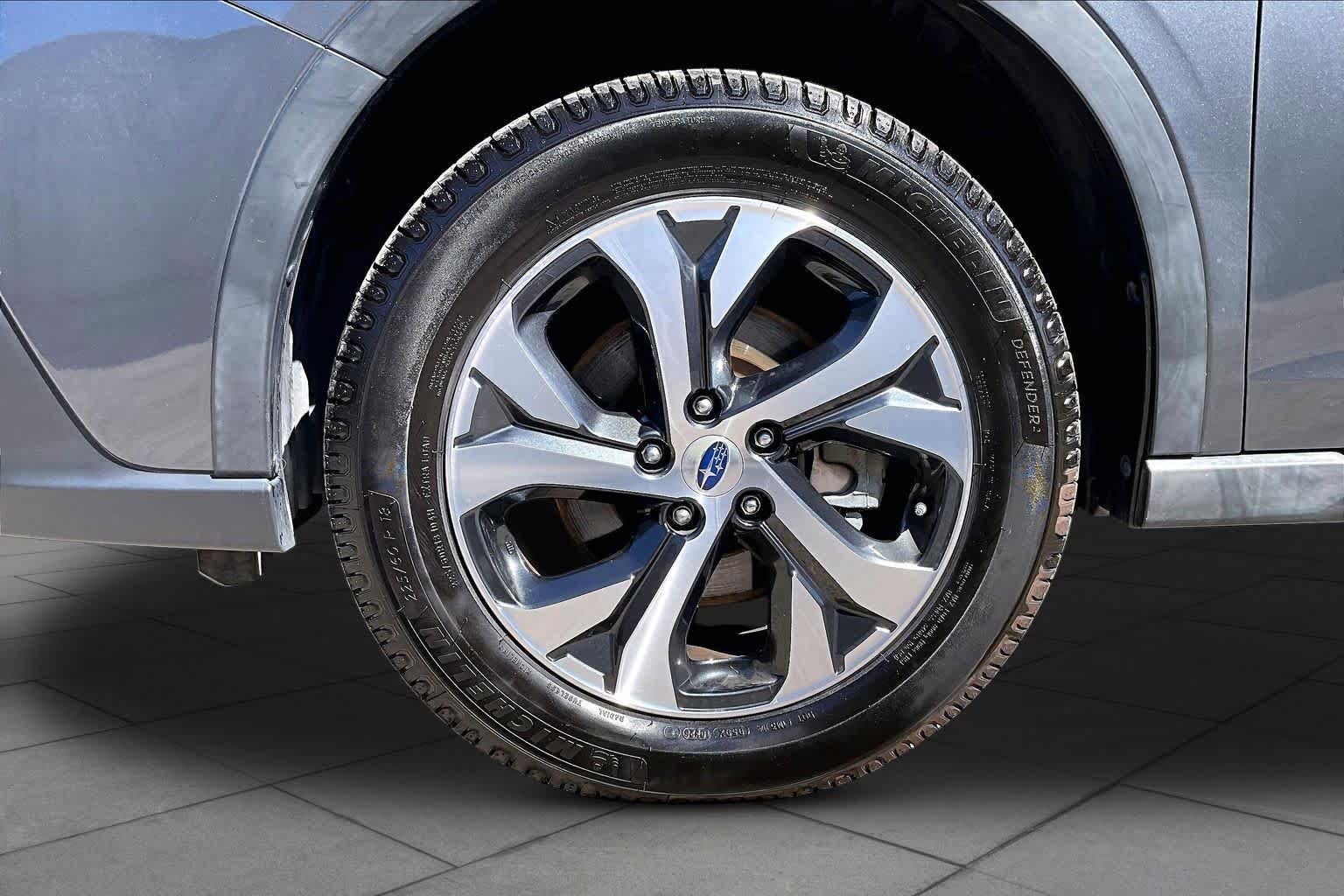 Used 2020 Subaru Outback Touring AWD/4WD image 13