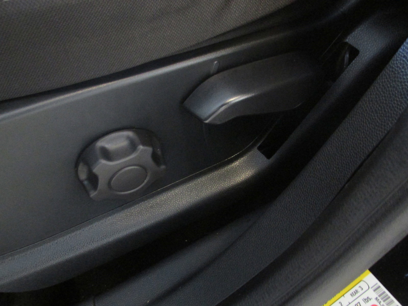 Certified 2022 Ford EcoSport SE w/ SE Convenience Package image 28