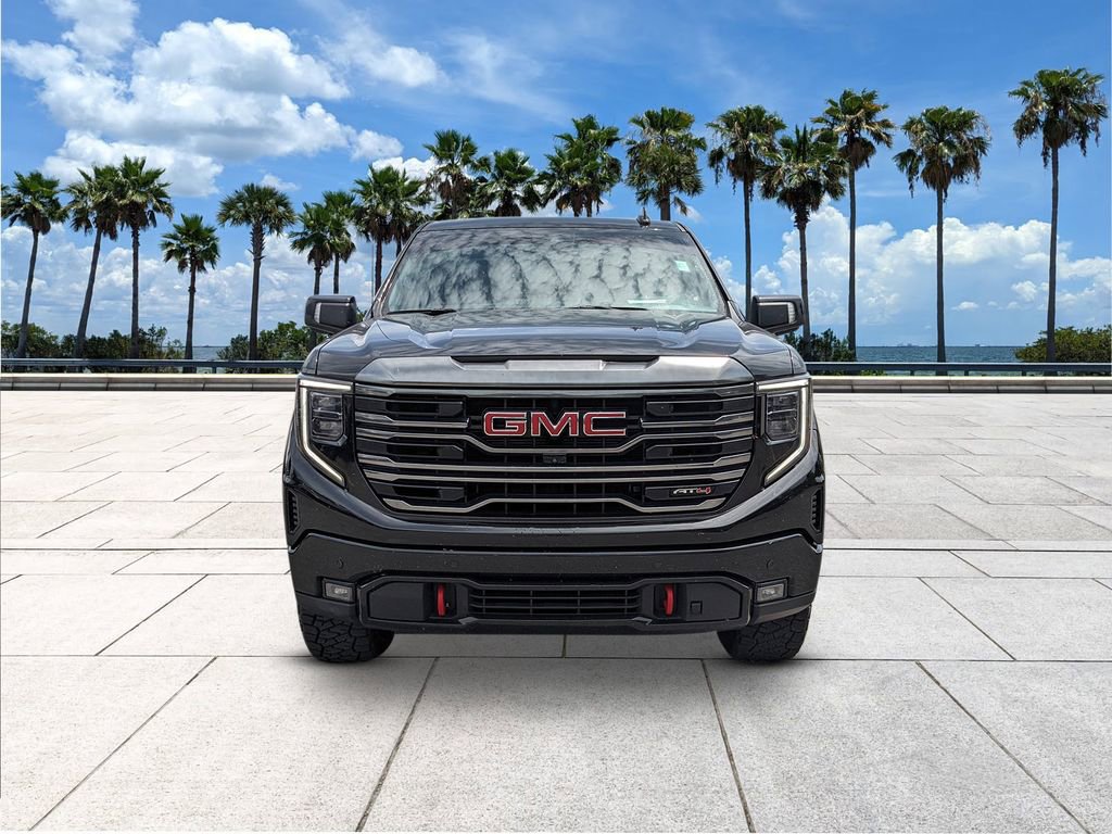 Used 2022 GMC Sierra 1500 AT4 w/ AT4 Premium Package AWD/4WD image 2