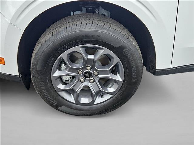 Certified 2025 Ford Maverick XLT FWD image 22