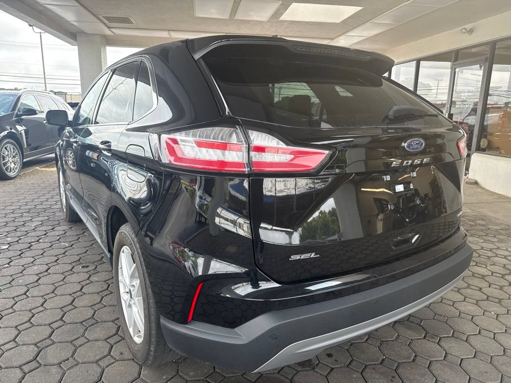 Certified 2024 Ford Edge SEL w/ Convenience Package AWD/4WD image 8