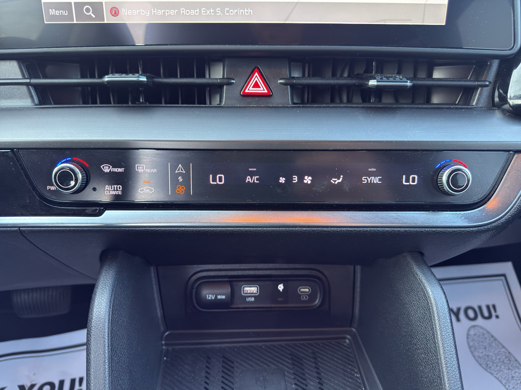 Used 2025 Kia Sportage EX FWD image 24