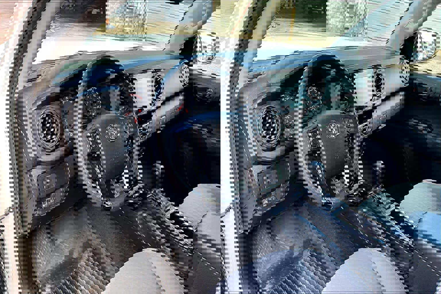 Used 2021 Toyota Tacoma SR w/ SR Convenience Package RWD image 21