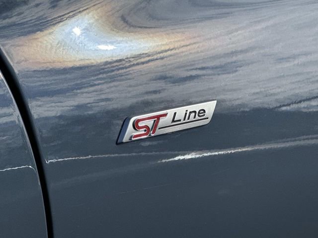 Certified 2025 Ford Escape ST-Line image 14