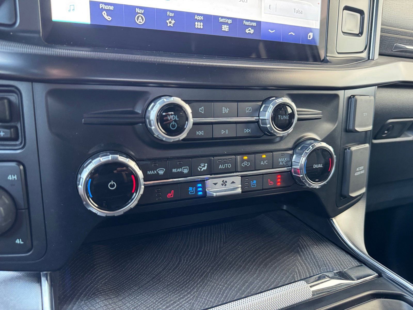 Certified 2023 Ford F150 Platinum w/ Equipment Group 701A High image 26