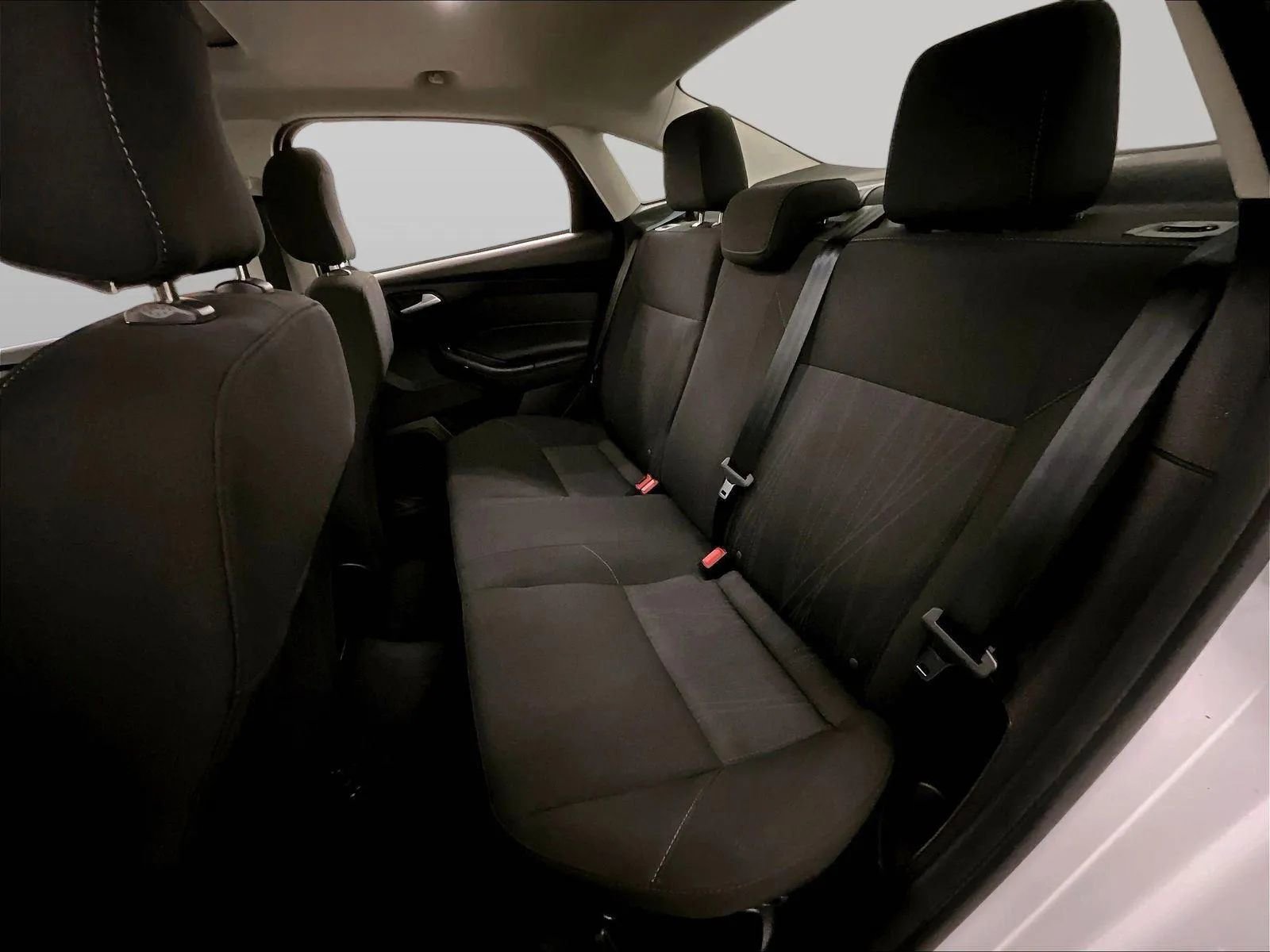 Certified 2018 Ford Focus SEL FWD image 25