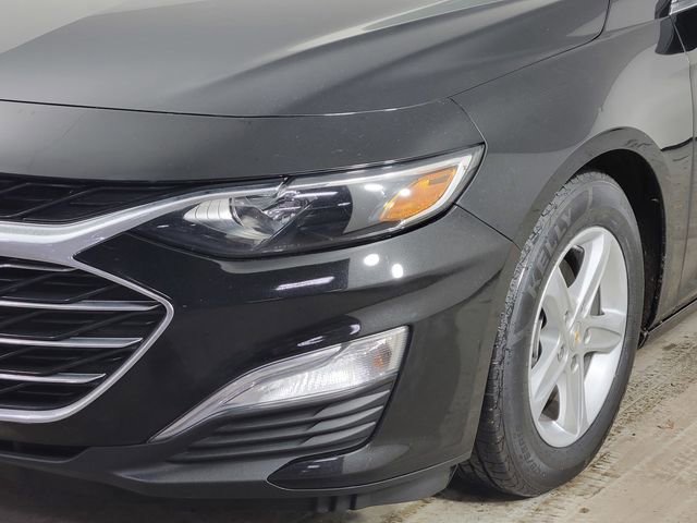 Used 2022 Chevrolet Malibu LS image 9