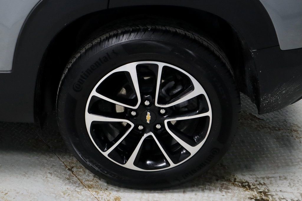 Used 2025 Chevrolet TrailBlazer LT image 19
