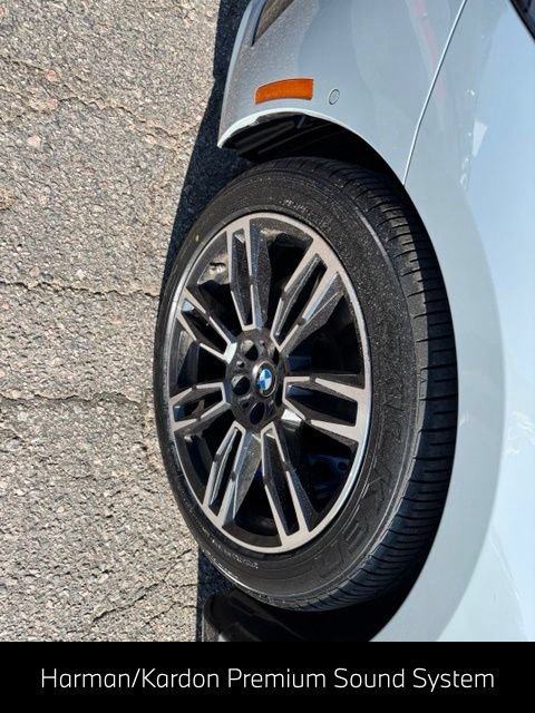 Used 2026 BMW 550e xDrive AWD/4WD image 11
