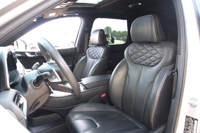 Used 2022 Hyundai Palisade Calligraphy w/ Winter Package image 19