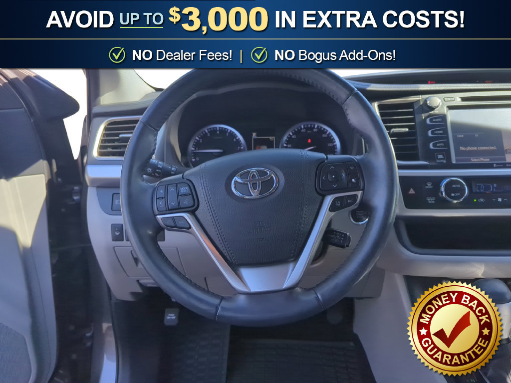 Used 2019 Toyota Highlander Limited FWD image 18
