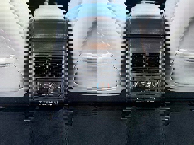 Used 2018 Toyota Avalon Limited image 14