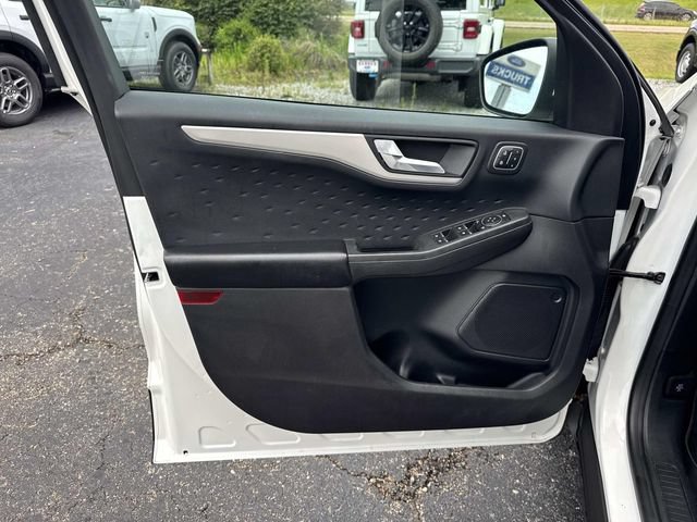 Certified 2020 Ford Escape SEL FWD image 18