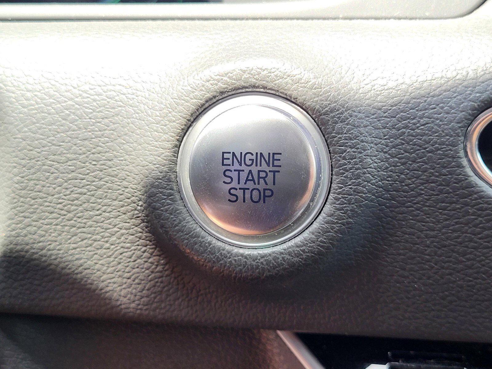 Used 2022 Hyundai Sonata Limited FWD image 24