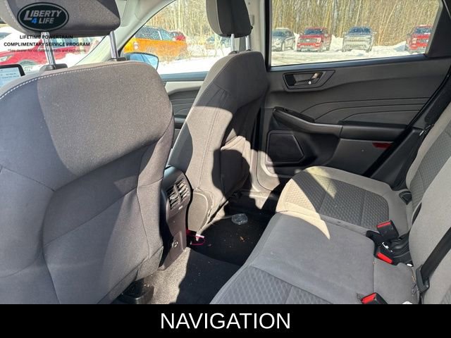 Certified 2022 Ford Escape SE w/ Cold Weather Package image 10
