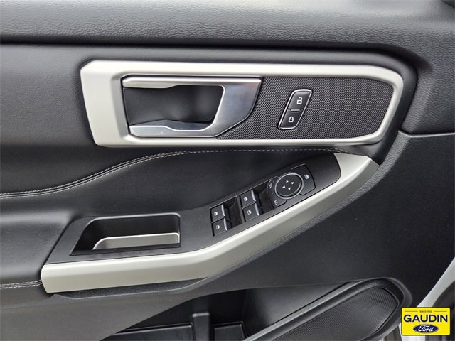 Certified 2021 Ford Explorer XLT image 18