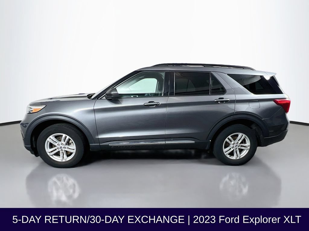 Certified 2023 Ford Explorer XLT w/ Equipment Group 202A AWD/4WD image 5