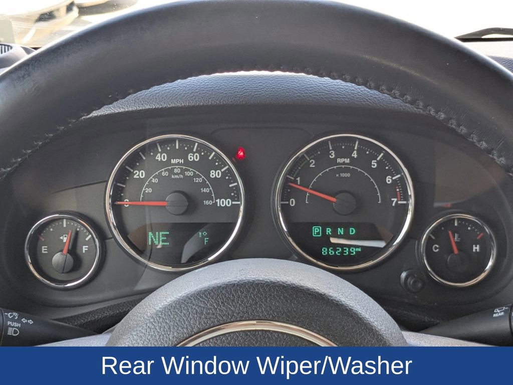 Used 2017 Jeep Wrangler Unlimited Rubicon w/ Connectivity Group image 26