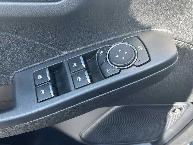 Certified 2025 Ford Escape ST-Line Elite w/ Premium Technology Package AWD/4WD image 38
