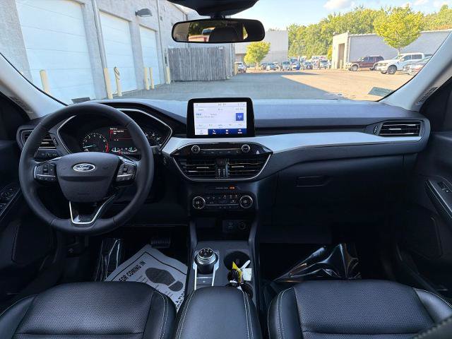 Certified 2021 Ford Escape SEL FWD image 26