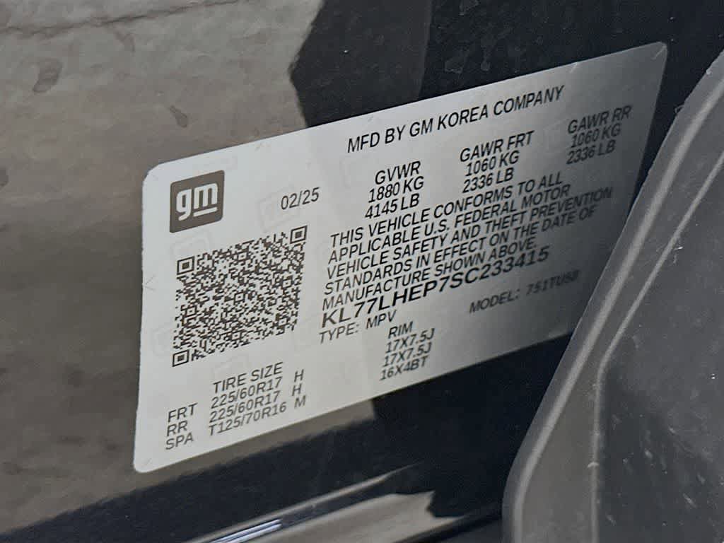 Used 2025 Chevrolet Trax LT w/ LT Convenience Package FWD image 22