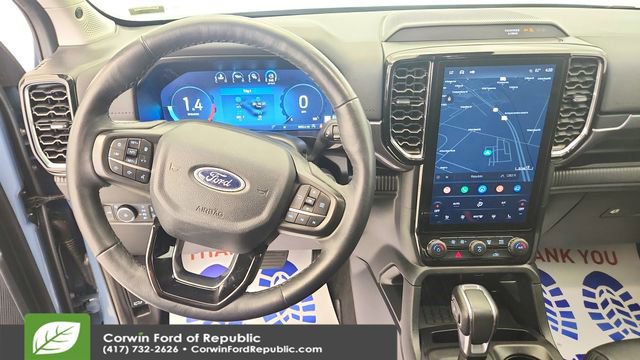Certified 2025 Ford Ranger Lariat w/ FX4 Off-Road Package AWD/4WD image 16
