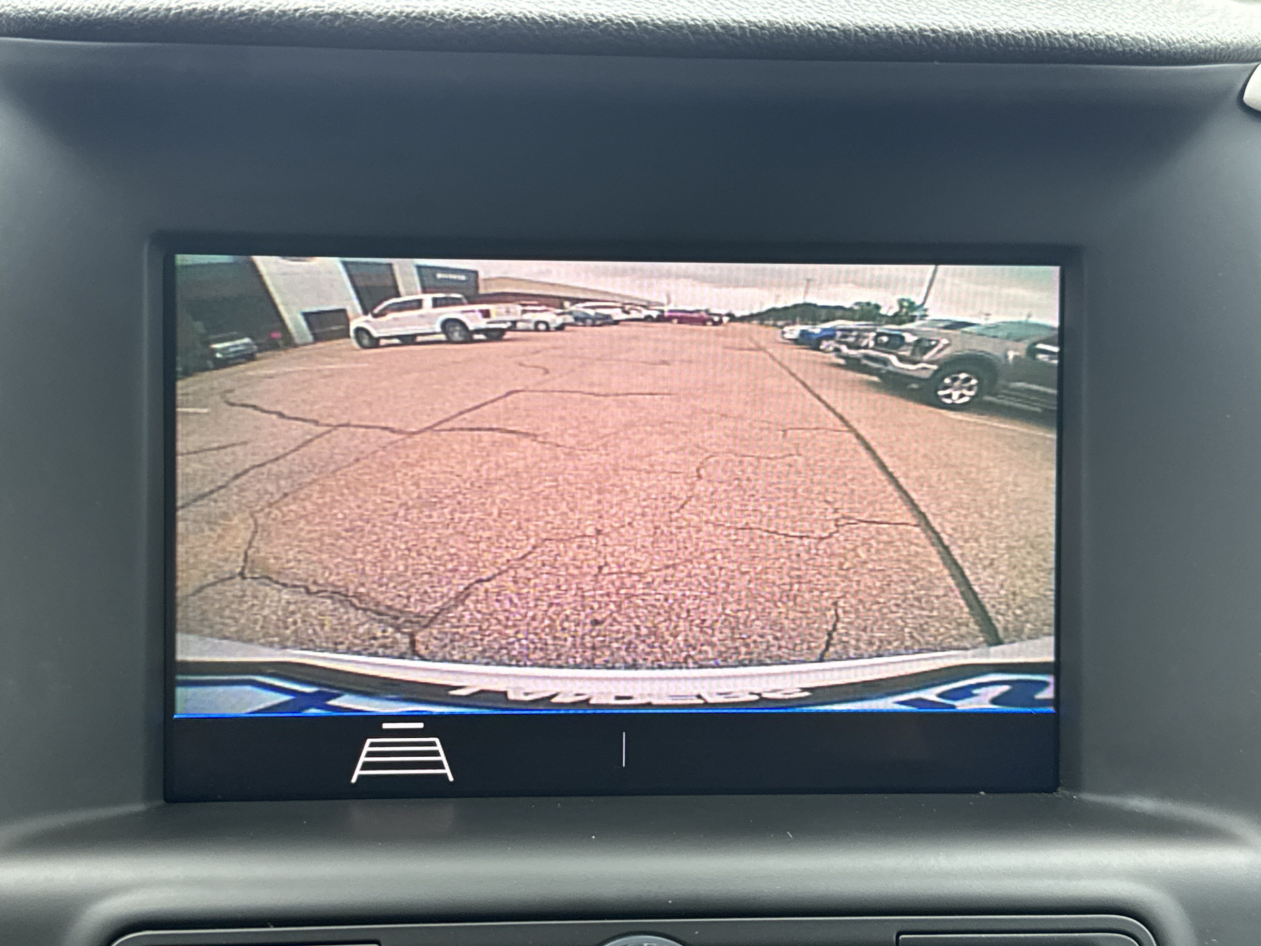 Used 2021 GMC Terrain SLE w/ Driver Convenience Package FWD image 20