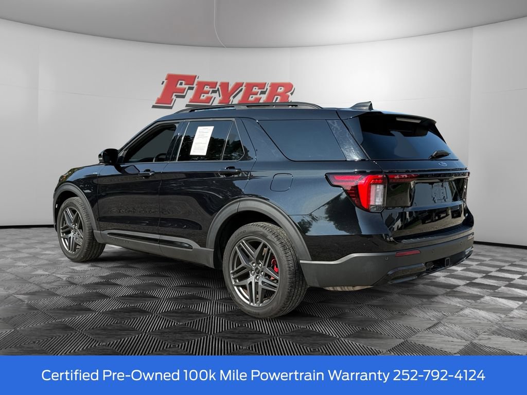 Certified 2025 Ford Explorer ST-Line w/ ST-Line Street Pack AWD/4WD image 3
